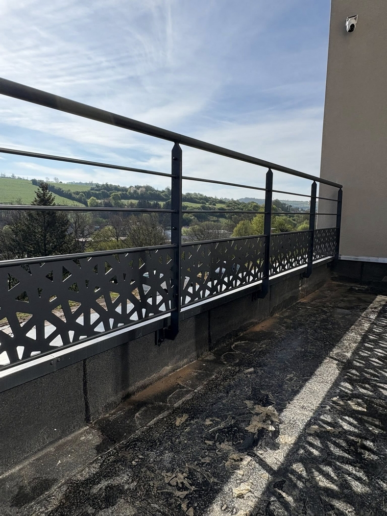 tole decoupee laser acianov opus vario volmeranges 1