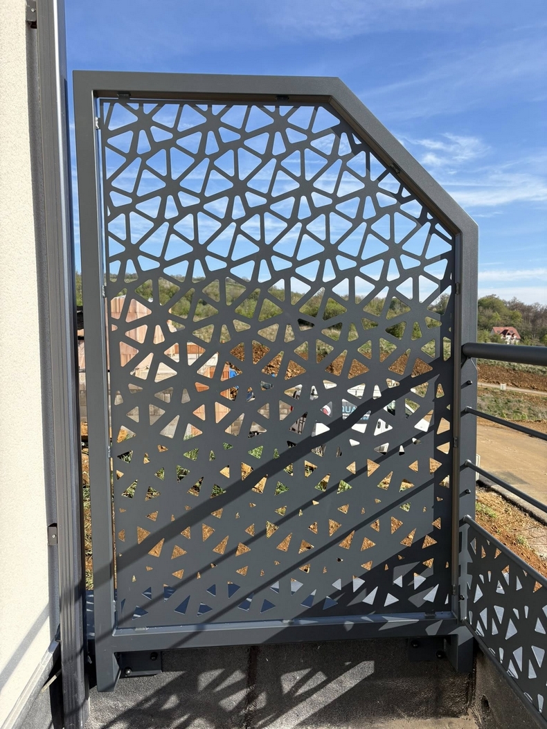 tole decoupee laser acianov opus vario volmeranges 2